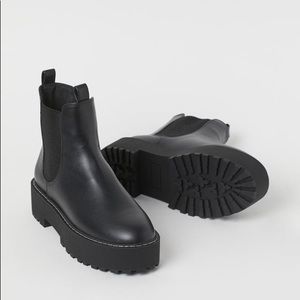 H&M Platform Chelsea Boots size 7